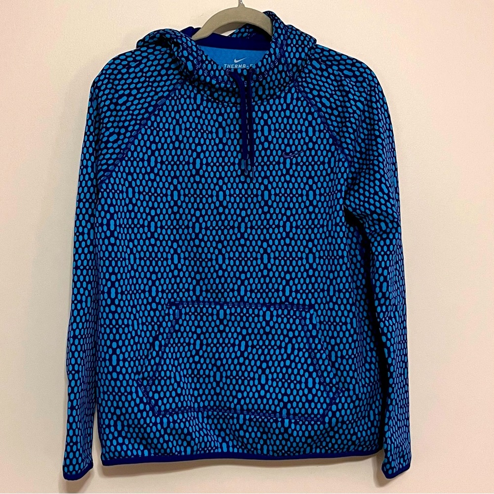 Women’s Medium Nike Therma-Fit Hoodie